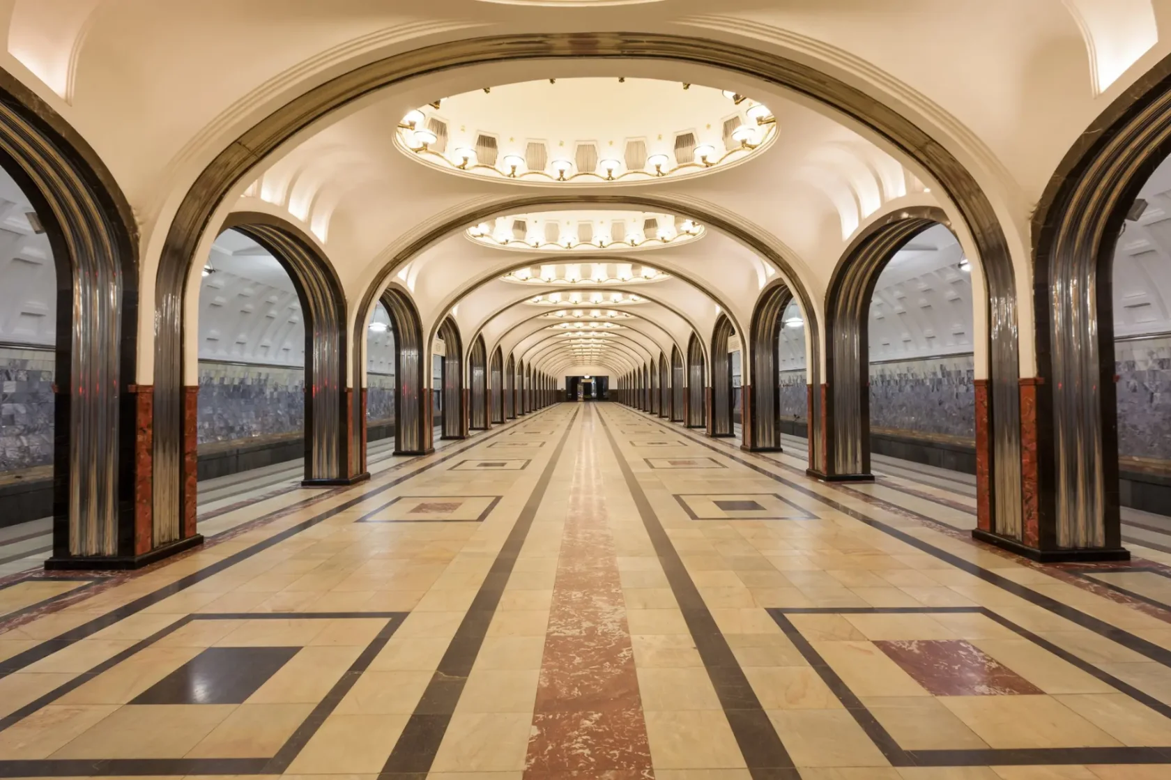 Самая красивая станция метро в Москве | Новости СТРОИМПРОСТО